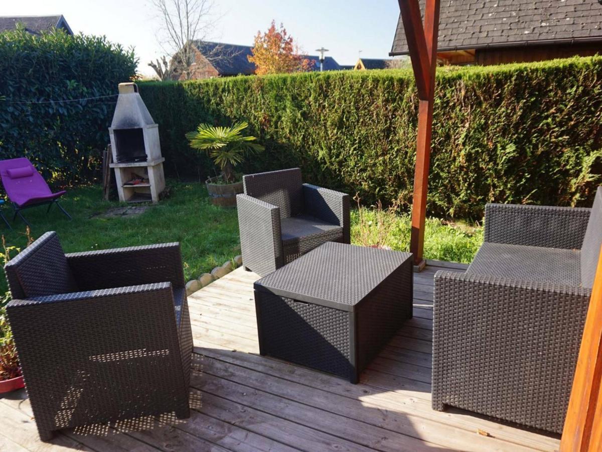 Chalet Avec Piscine Chauffee, Tennis Et Jardin Clos, A 1700M De La Plage De Cabourg - Fr-1-465-22 Buitenkant foto