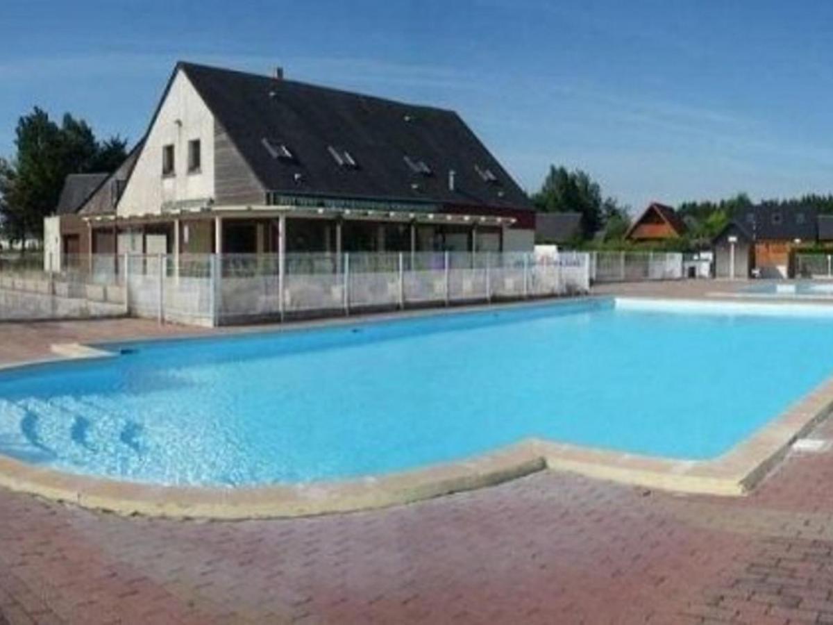 Chalet Avec Piscine Chauffee, Tennis Et Jardin Clos, A 1700M De La Plage De Cabourg - Fr-1-465-22 Buitenkant foto